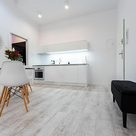Apartamenty Centrum Nowoczesny Design - Dream Apart ビエルスコ・ビアバ エクステリア 写真