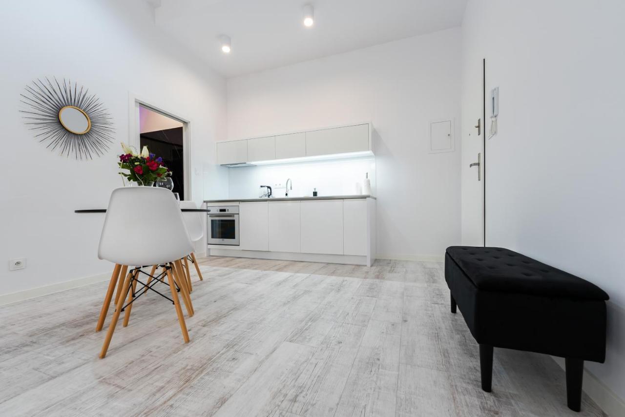 Apartamenty Centrum Nowoczesny Design - Dream Apart ビエルスコ・ビアバ エクステリア 写真
