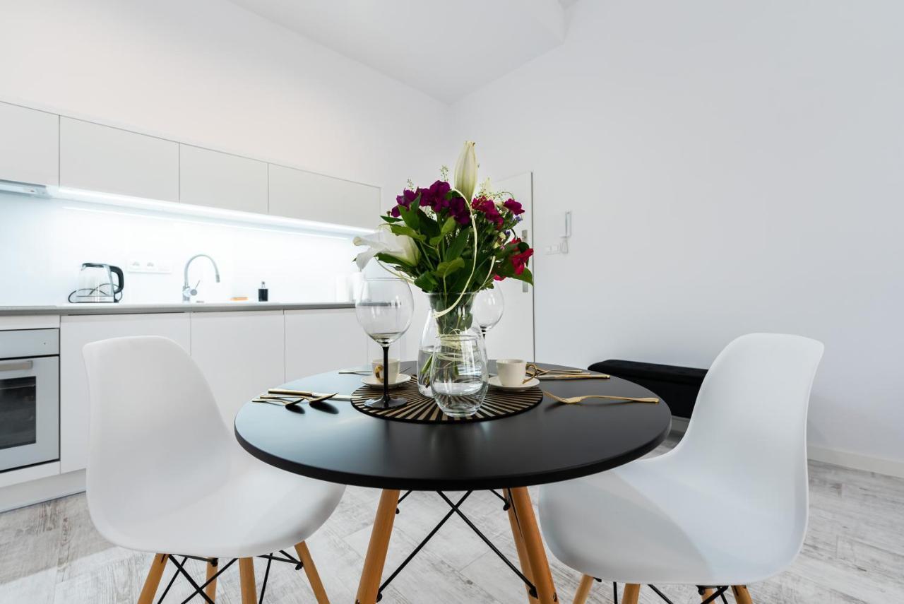 Apartamenty Centrum Nowoczesny Design - Dream Apart ビエルスコ・ビアバ エクステリア 写真