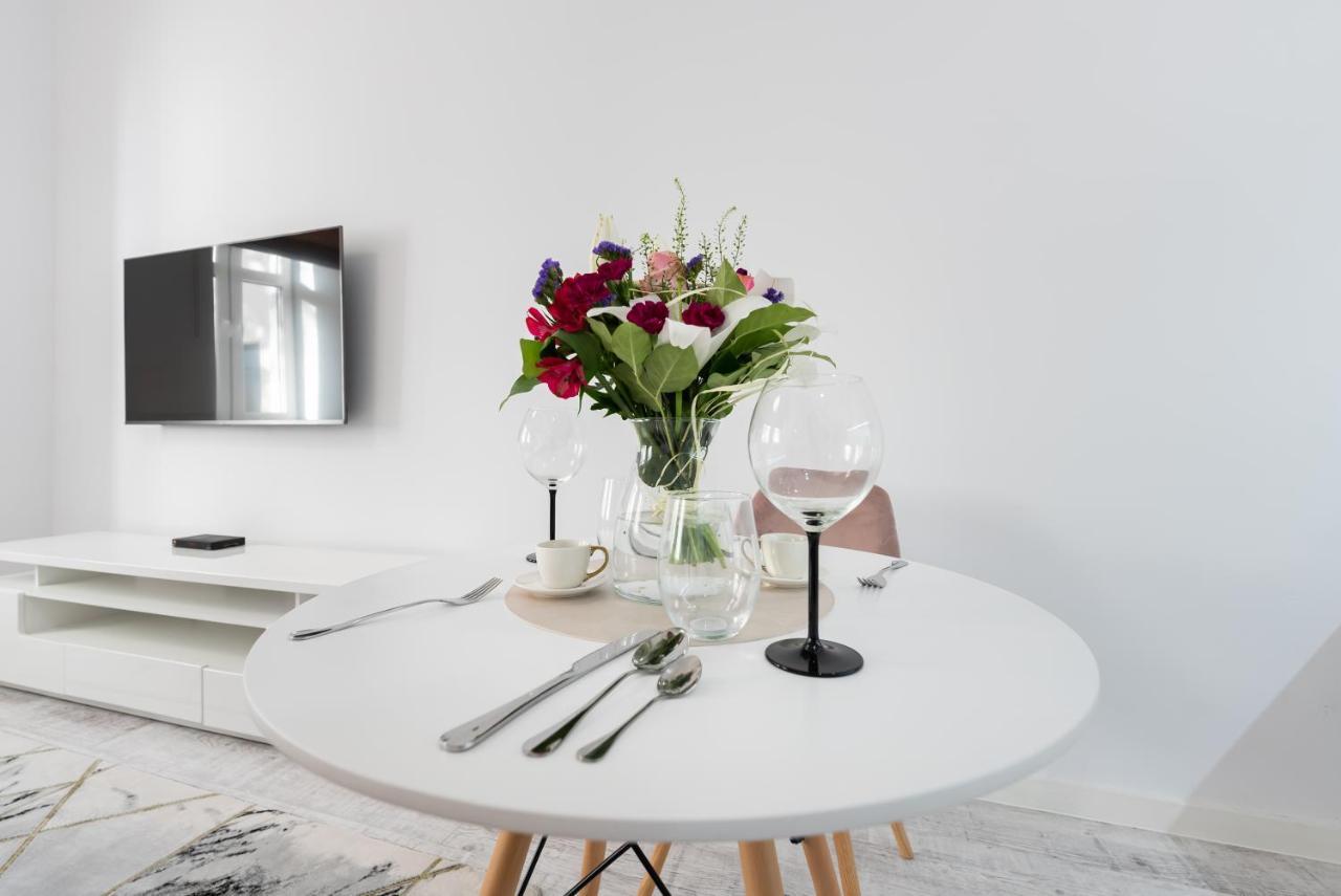 Apartamenty Centrum Nowoczesny Design - Dream Apart ビエルスコ・ビアバ エクステリア 写真
