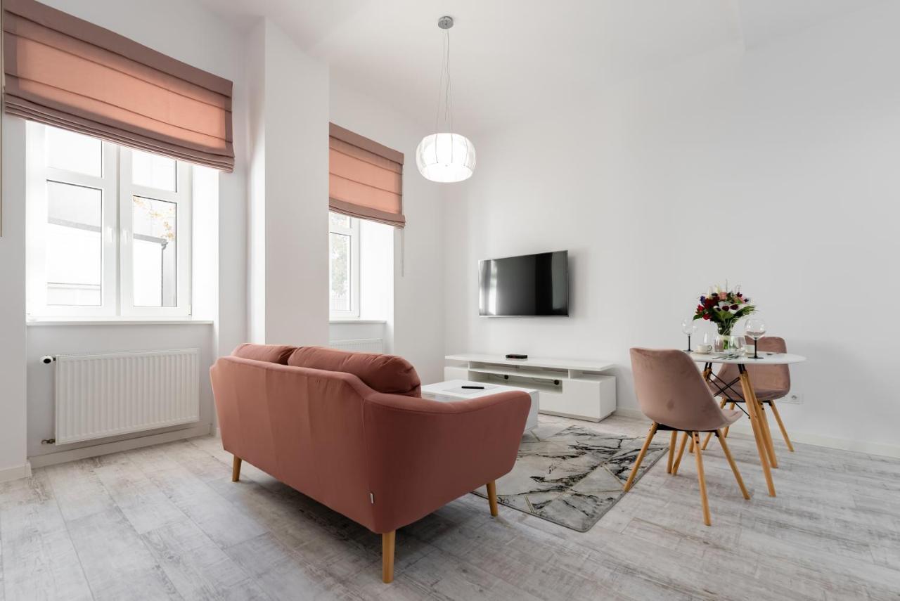 Apartamenty Centrum Nowoczesny Design - Dream Apart ビエルスコ・ビアバ エクステリア 写真